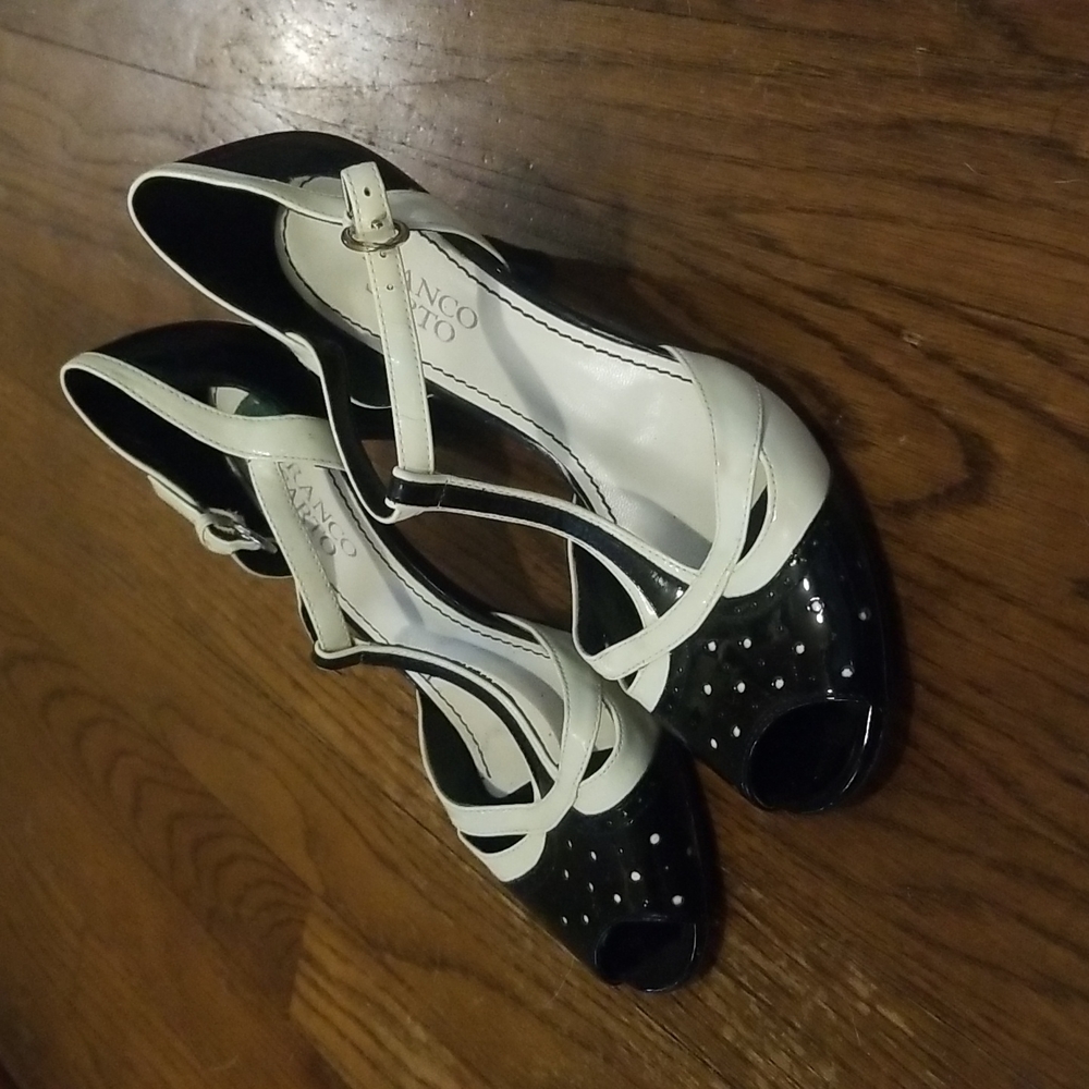 Pinup black and white spectator t-strap high heels